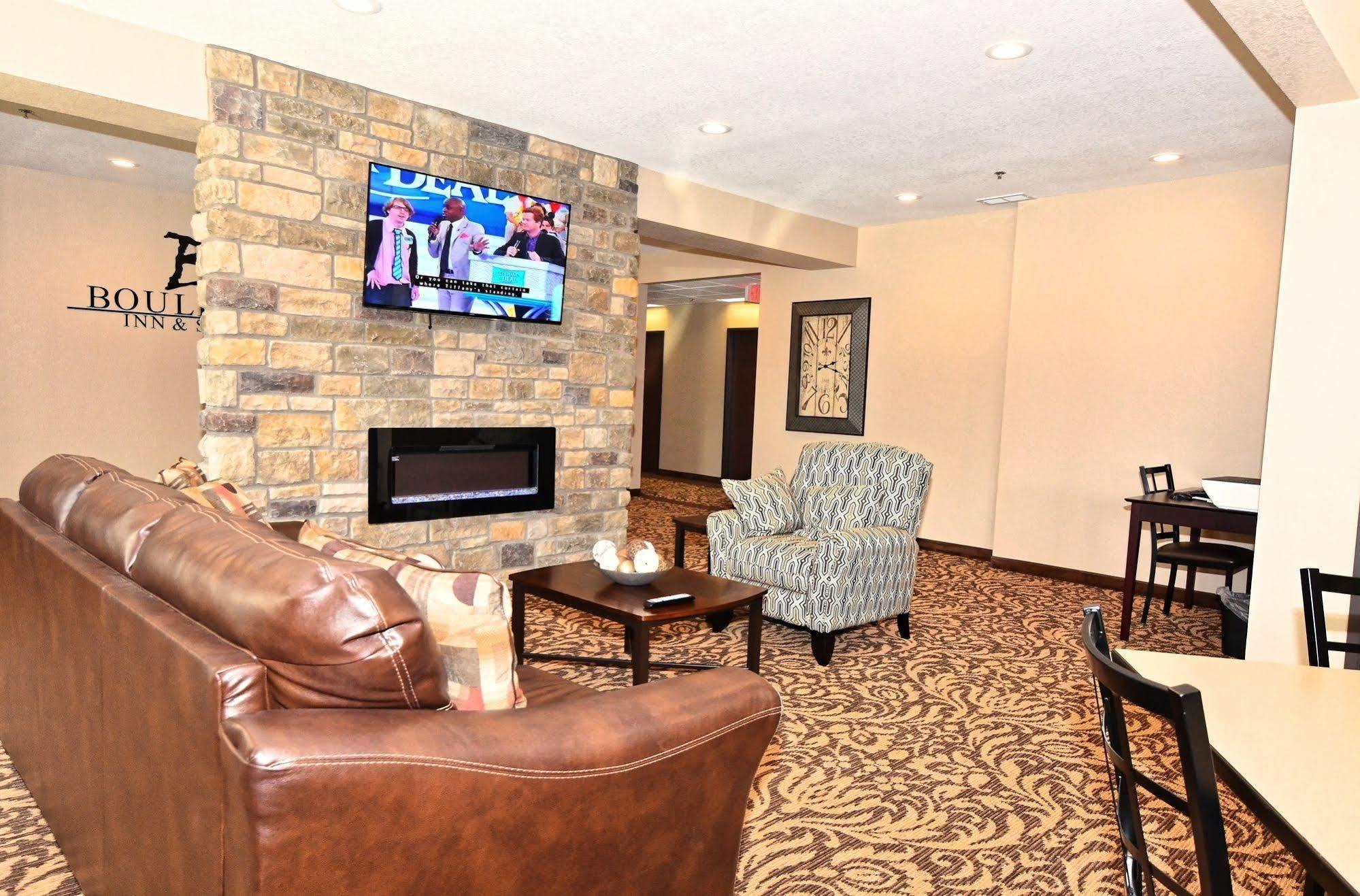 Cobblestone Inn & Suites - แคลเรียน ภายนอก รูปภาพ