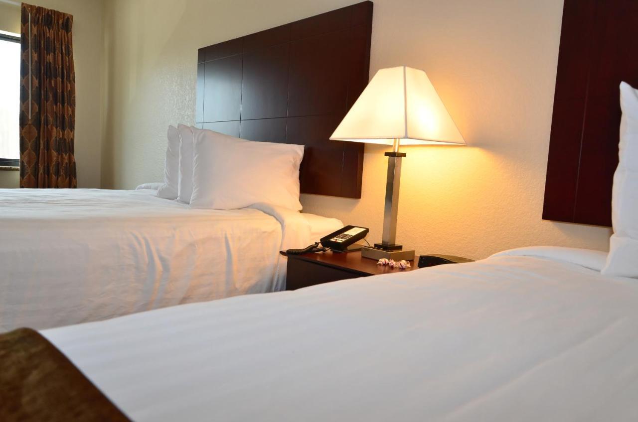 Cobblestone Inn & Suites - แคลเรียน ภายนอก รูปภาพ
