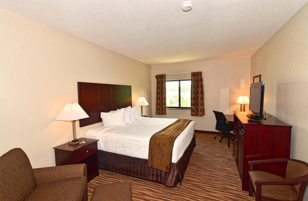 Cobblestone Inn & Suites - แคลเรียน ภายนอก รูปภาพ