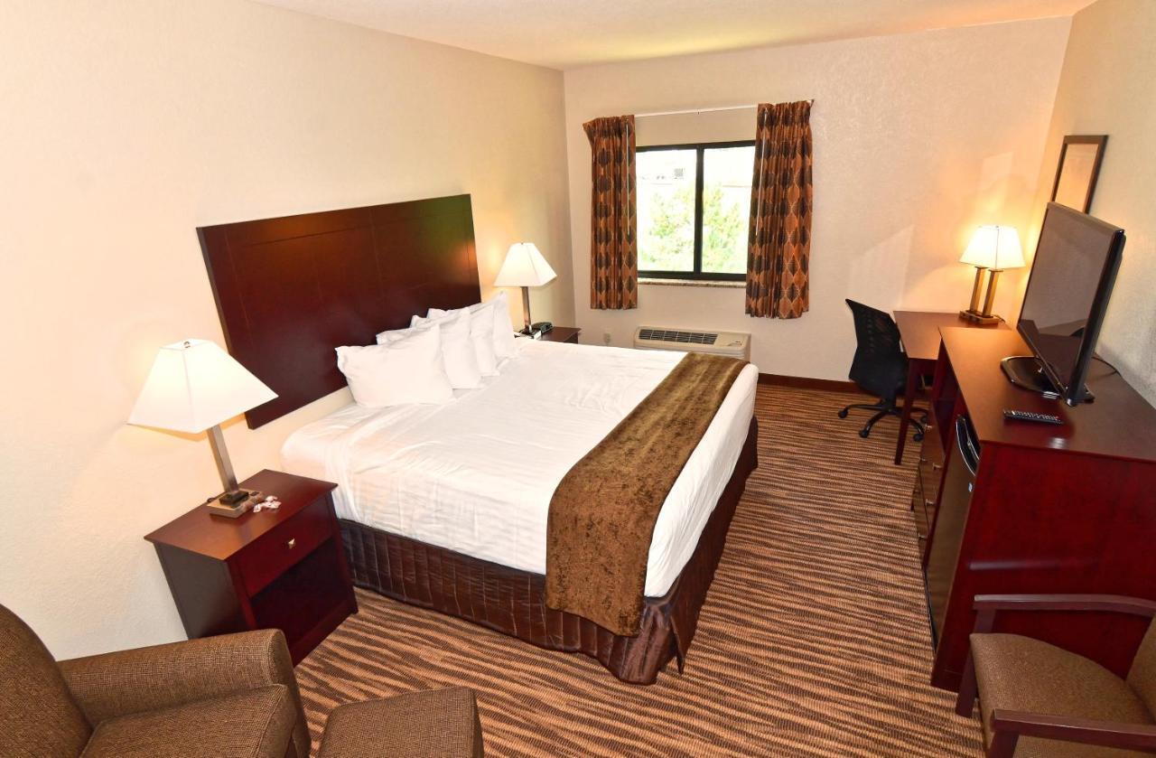 Cobblestone Inn & Suites - แคลเรียน ภายนอก รูปภาพ