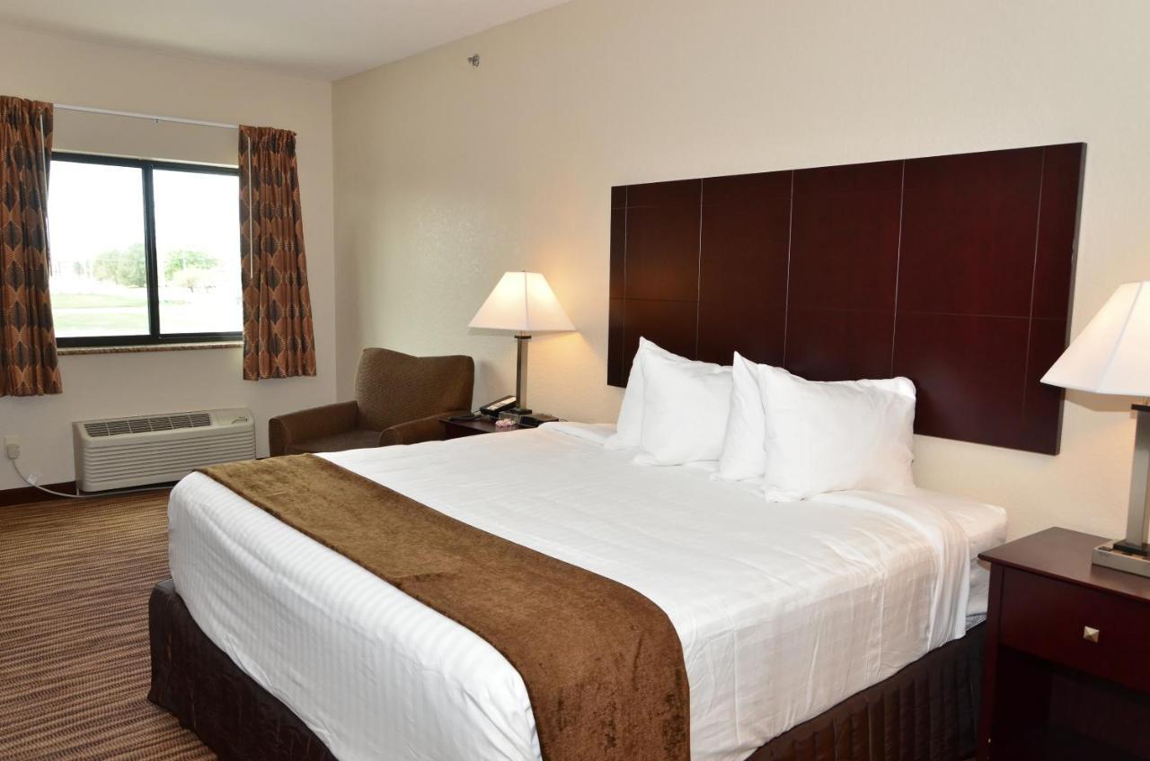 Cobblestone Inn & Suites - แคลเรียน ภายนอก รูปภาพ