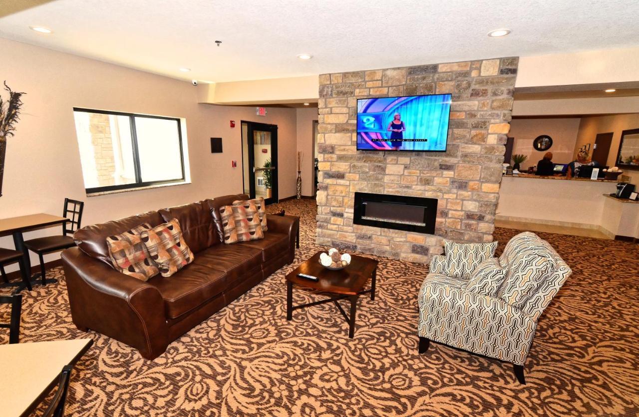 Cobblestone Inn & Suites - แคลเรียน ภายนอก รูปภาพ