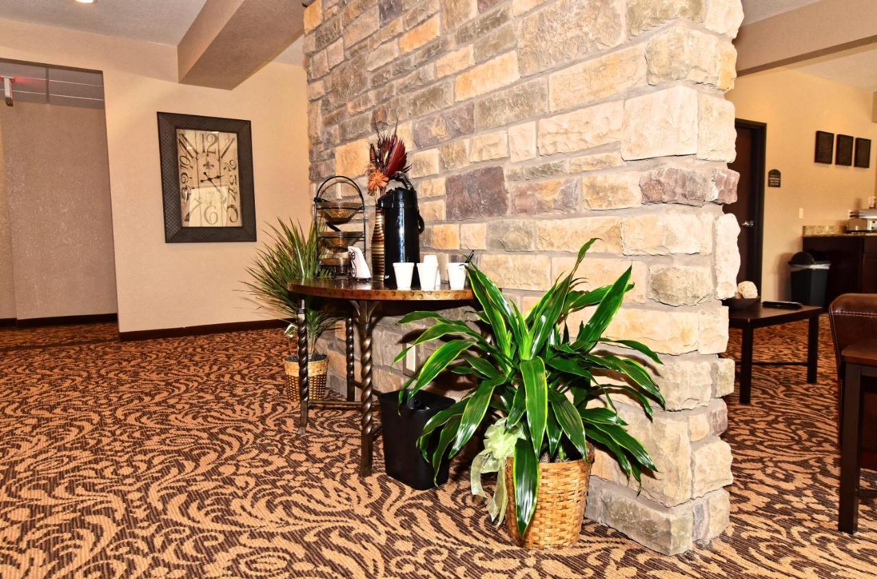Cobblestone Inn & Suites - แคลเรียน ภายนอก รูปภาพ